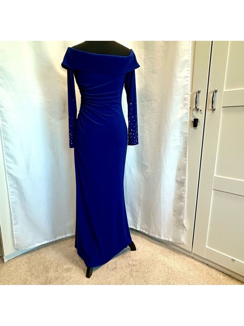 VINCE CAMUTO Cobalt Royal Blue Rhinestone Embellished Off-Shoulder Gown dress 8 - Picture 9 of 17